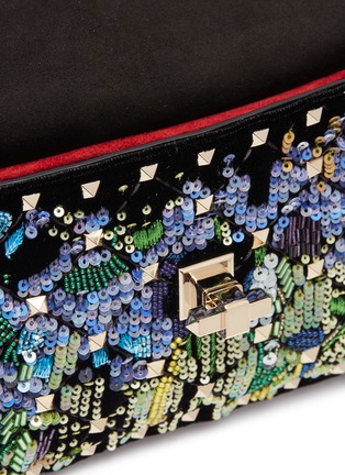 Detail View - Click To Enlarge - VALENTINO GARAVANI - Valentino Garavani 'Rockstud Spike' embellished small quilted velvet crossbody bag