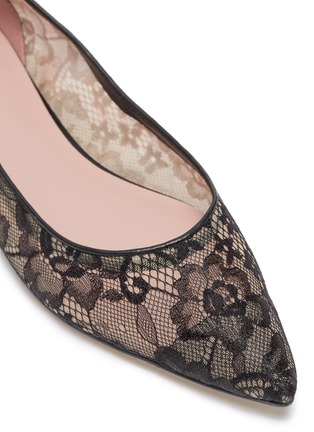 Detail View - Click To Enlarge - PEDDER RED - 'Kala' floral guipure lace skimmer flats