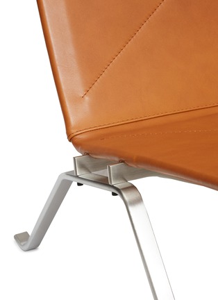 Detail View - Click To Enlarge - MANKS - PK22™ lounge chair – Walnut