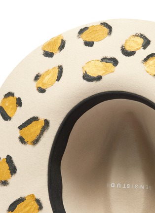 Detail View - Click To Enlarge - SENSI STUDIO - Leopard spot wool felt fedora hat