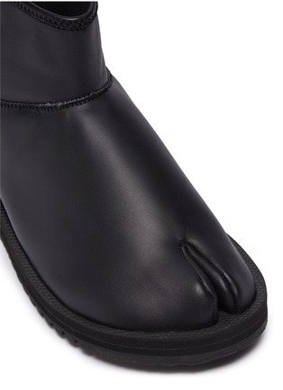 Detail View - Click To Enlarge - SUICOKE - 'TOBY-Lab-L0' leather tabi boots