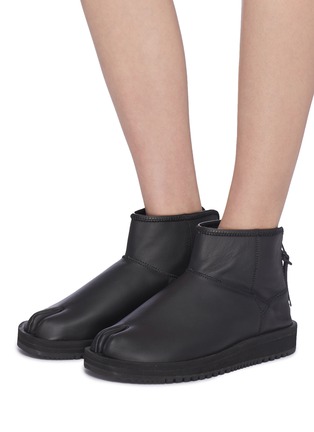 Figure View - Click To Enlarge - SUICOKE - 'TOBY-Lab-L0' leather tabi boots