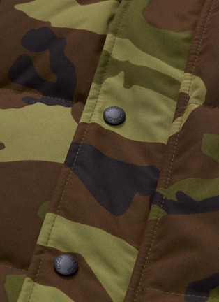  - CANADA GOOSE - 'Wyndham' coyote fur camouflage print down puffer parka