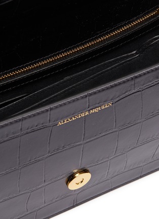 Detail View - Click To Enlarge - ALEXANDER MCQUEEN - 'The Jewelled Satchel' in croc embossed leather with Swarovski crystal knuckle