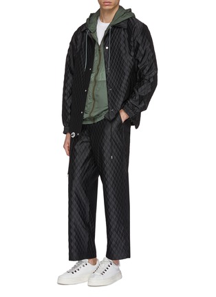 Figure View - Click To Enlarge - MEANSWHILE - 'X-Hack' quilted wide leg pants