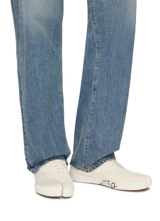 Figure View - Click To Enlarge - MAISON MARGIELA - 'Tabi' canvas sneakers