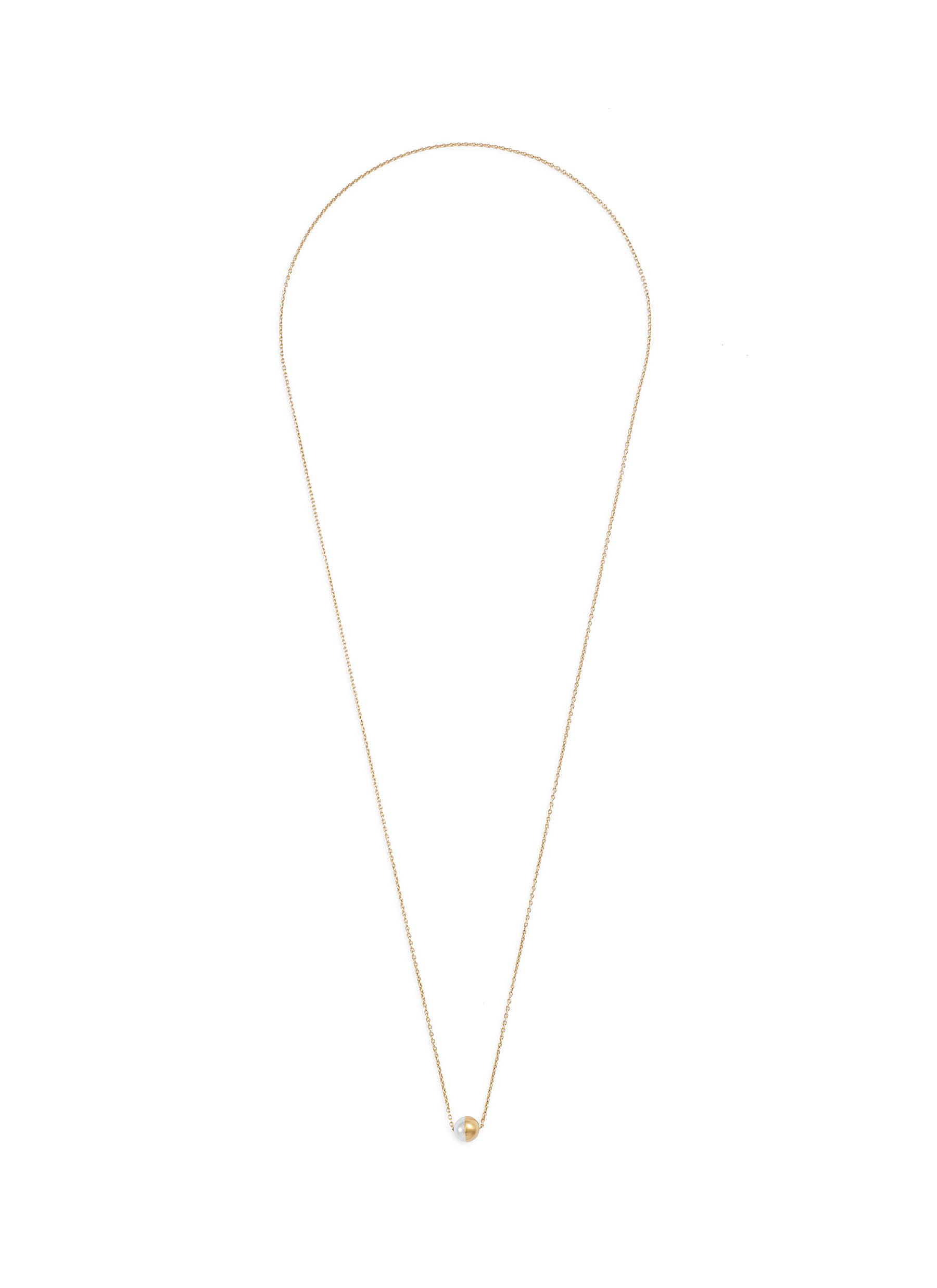 'Half Pearl 90°' 18k yellow gold pendant necklace