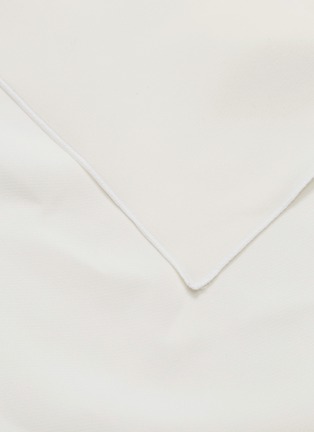  - ALEX EAGLE - Scarf collar side split silk cady top