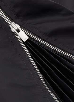Detail View - Click To Enlarge - SACAI - Zip gusset drawstring skirt