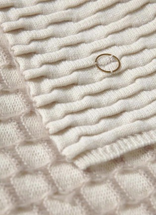 Detail View - Click To Enlarge - OYUNA - Aya Cashmere Throw – Ivory/Beige