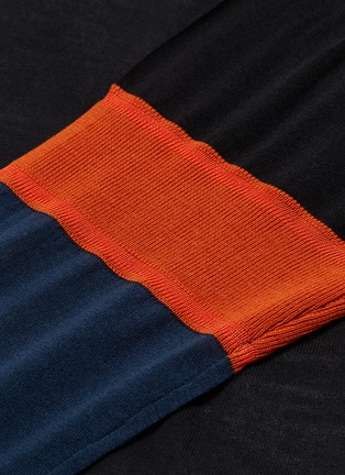 - MACKINTOSH - Colourblock sleeve Merino wool sweater