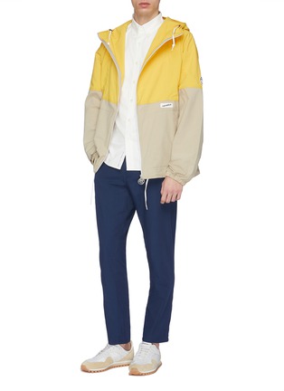 Figure View - Click To Enlarge - NANAMICA - Logo patch colourblock hooded jacket