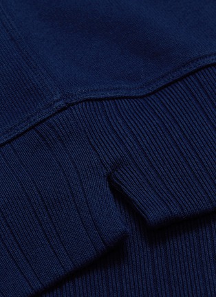  - NANAMICA - Panelled raglan sweatshirt