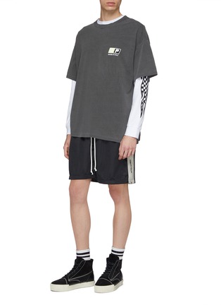 Figure View - Click To Enlarge - DANIEL PATRICK - Logo stripe outseam mesh gym shorts