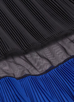 Detail View - Click To Enlarge - TOGA ARCHIVES - Colourblock hem mesh panel pleated herringbone skirt