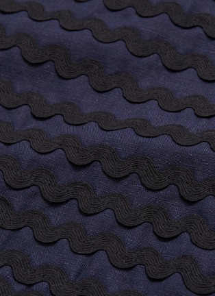 Detail View - Click To Enlarge - C/MEO COLLECTIVE - 'Incise' ric-rac stripe linen mini skirt