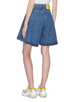 Back View - Click To Enlarge - AALTO - Pleated flap panel flared denim shorts