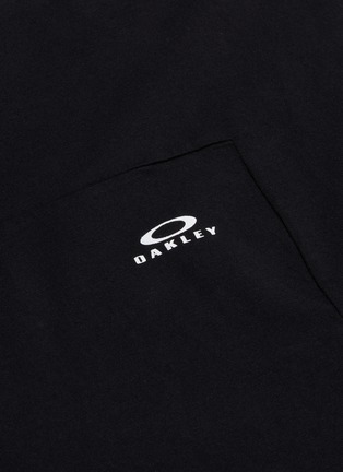  - OAKLEY BY SAMUEL ROSS - Logo print panelled long sleeve T-shirt