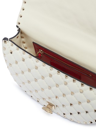 Detail View - Click To Enlarge - VALENTINO GARAVANI - 'Rockstud Spike' quilted leather saddle bag