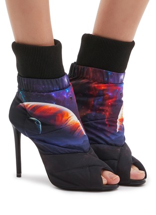 Figure View - Click To Enlarge - NICHOLAS KIRKWOOD - 'Planets' print puffer peep toe ankle boots