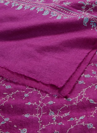 Detail View - Click To Enlarge - LANE'S - Frayed botanical embroidered pashmina scarf