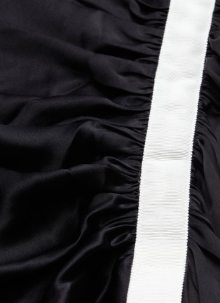 Detail View - Click To Enlarge - CHRISTOPHER ESBER - Contrast waist gathered drape skirt