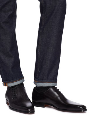 Figure View - Click To Enlarge - MAGNANNI - Slant lace-up leather Oxfords