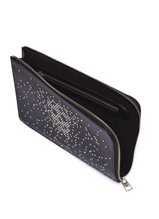Detail View - Click To Enlarge - ALEXANDER MCQUEEN - Skull stud calfskin leather zip pouch
