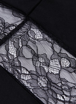 Detail View - Click To Enlarge - ALICE & OLIVIA - 'Damaris' lace panel asymmetric ruffle hem skirt