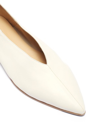 Detail View - Click To Enlarge - AEYDE - 'Moa' choked-up leather flats