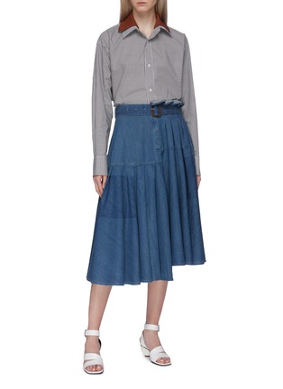 Figure View - Click To Enlarge - JW ANDERSON - Belted panelled pleated denim skirt