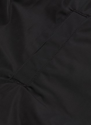  - FEAR OF GOD - Contrast logo print panel cropped zip hoodie