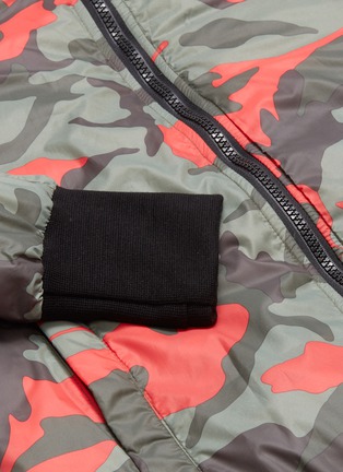  - CANADA GOOSE - Dore' camouflage print hooded down jacket