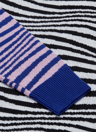  - DOUBLE RAINBOUU - Contrast sleeve zebra jacquard sweater