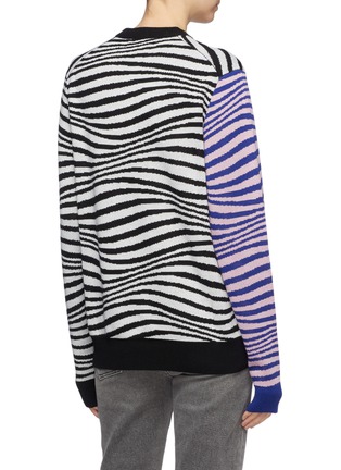 Back View - Click To Enlarge - DOUBLE RAINBOUU - Contrast sleeve zebra jacquard sweater
