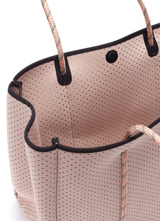 Detail View - Click To Enlarge - STATE OF ESCAPE - 'Flying Solo' sailing rope handle neoprene tote