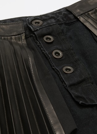 Detail View - Click To Enlarge - BEN TAVERNITI UNRAVEL PROJECT  - Pleated leather overlay panel denim skirt