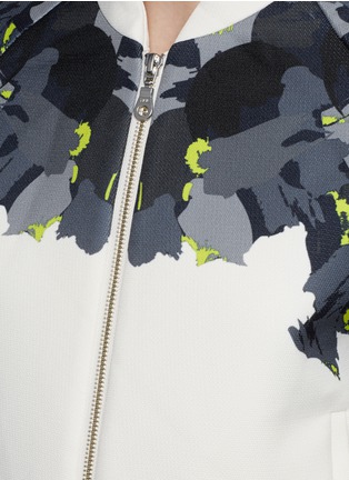 Detail View - Click To Enlarge - COMME MOI - Abstract print piqué jacket