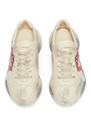 Detail View - Click To Enlarge - GUCCI - 'Rhyton' logo mouth print distressed leather chunky sneakers