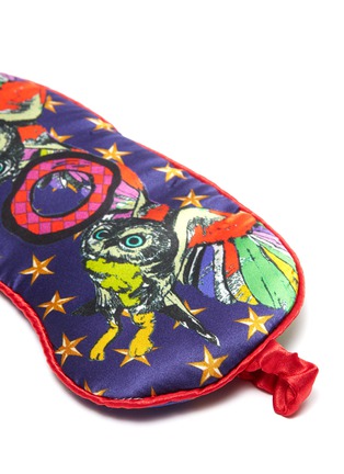 Detail View - Click To Enlarge - JESSICA RUSSELL FLINT - 'O' alphabet graphic print silk eye mask