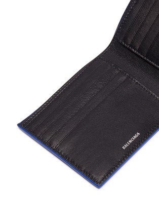 Detail View - Click To Enlarge - BALENCIAGA - 'Everyday' logo print leather bifold wallet