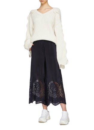 Figure View - Click To Enlarge - STELLA MCCARTNEY - Broderie anglaise cuff silk satin culottes