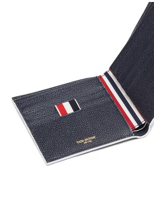 Detail View - Click To Enlarge - THOM BROWNE  - Stripe pebble grain leather bifold wallet