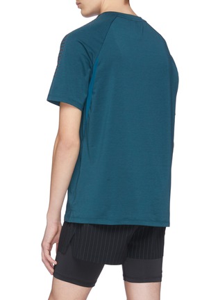 Back View - Click To Enlarge - PARTICLE FEVER - Rubberised stripe sleeve drirelease® performance T-shirt