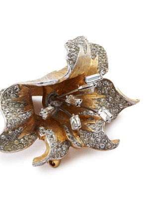 Detail View - Click To Enlarge - LANE CRAWFORD VINTAGE ACCESSORIES - Diamanté floral brooch