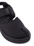 Detail View - Click To Enlarge - SUICOKE - 'BITA-V' tabi sandals