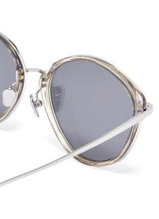 Detail View - Click To Enlarge - LINDA FARROW - Acetate rim mirror metal round sunglasses