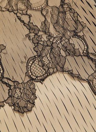 Detail View - Click To Enlarge - DION LEE - 'Erosion Lace E-Hook' asymmetric overlay lasercut dress