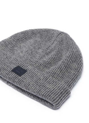 Detail View - Click To Enlarge - ACNE STUDIOS - Face patch wool blend rib knit beanie
