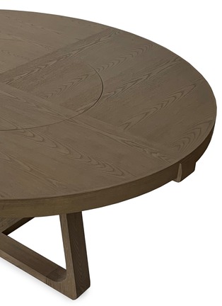 Detail View - Click To Enlarge - ANDRÉ FU LIVING - Lazy Susan oak round dining table